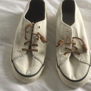 Sperry Women’s fashion sneakers.Size 8 M